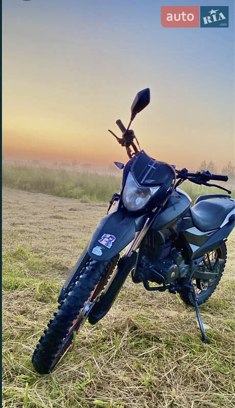 Мотоцикл Внедорожный (Enduro) Shineray XY 250GY-6C 2021 в Ахтырке фото 3 Мотоцикл Внедорожный (Enduro) Shineray XY 250GY-6C 2021 в Ахтырке