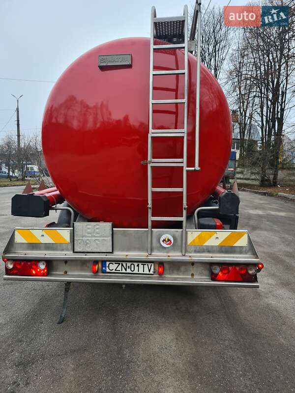 Цистерна напівпричіп Simatra NC-02 2005 в Вінниці