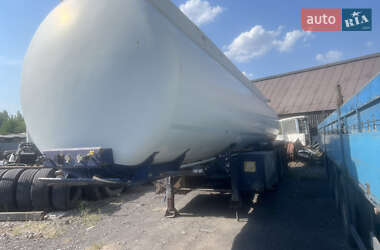 Цистерна напівпричіп Simatra NC-02 2001 в 