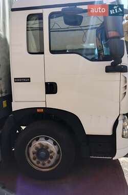 Тентованый Sinotruk ZZ 2017 в 