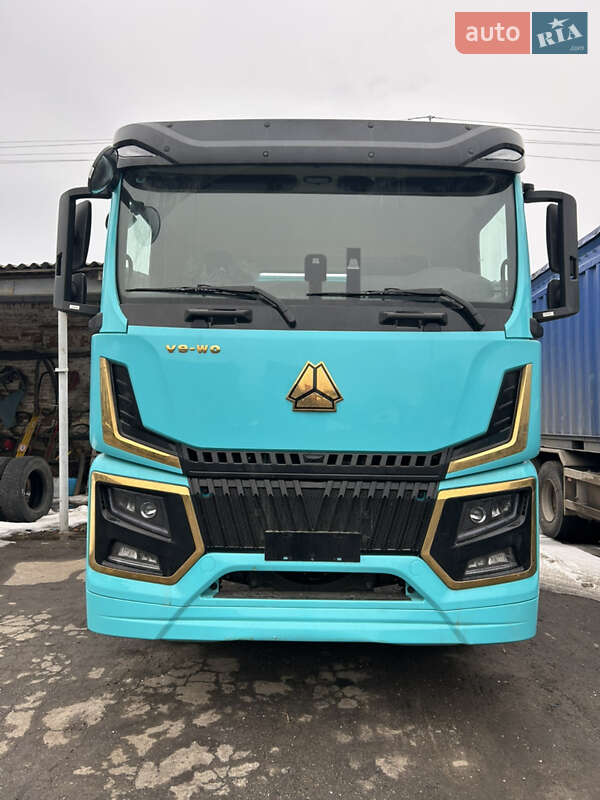 Тягач Sinotruk ZZ 2025 в Знам'янці