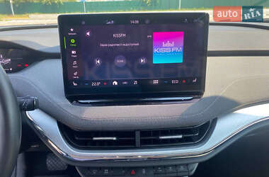 Позашляховик / Кросовер Skoda Enyaq iV 2021 в 