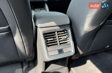 Внедорожник / Кроссовер Skoda Enyaq iV 2022 в 