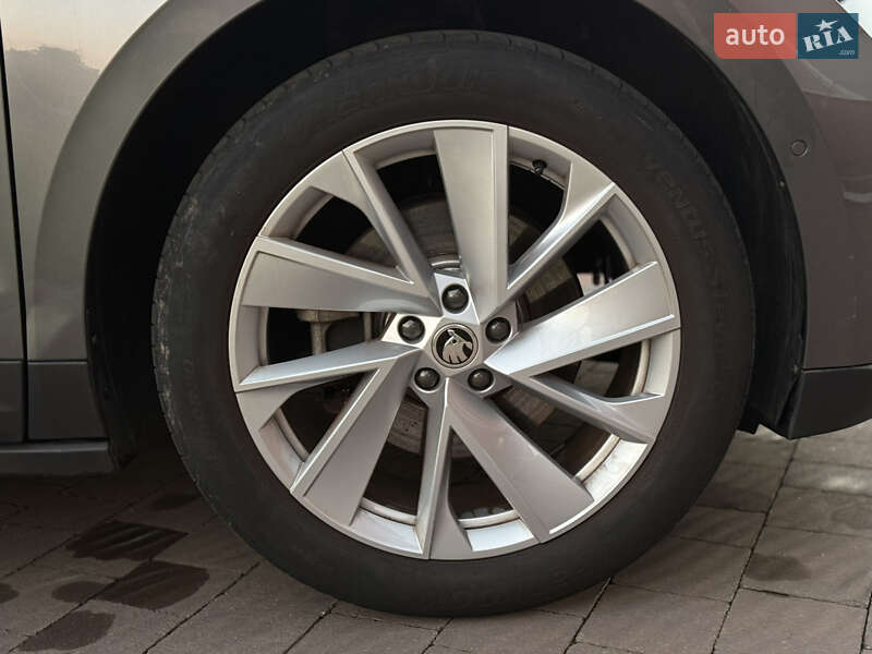 Внедорожник / Кроссовер Skoda Enyaq iV 2022 в Луцке