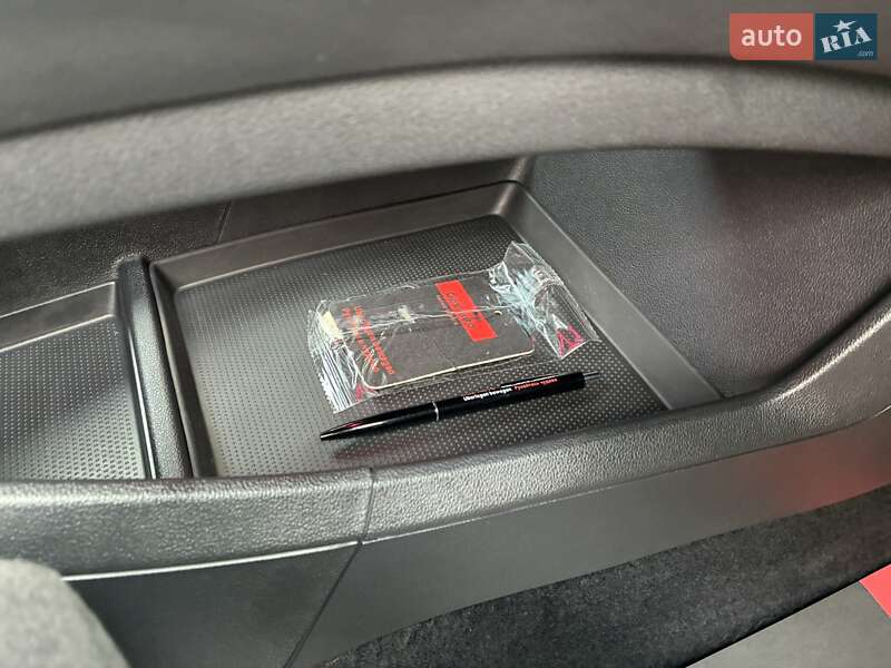 Позашляховик / Кросовер Skoda Enyaq iV 2022 в Києві фото 100 Позашляховик / Кросовер Skoda Enyaq iV 2022 в Києві