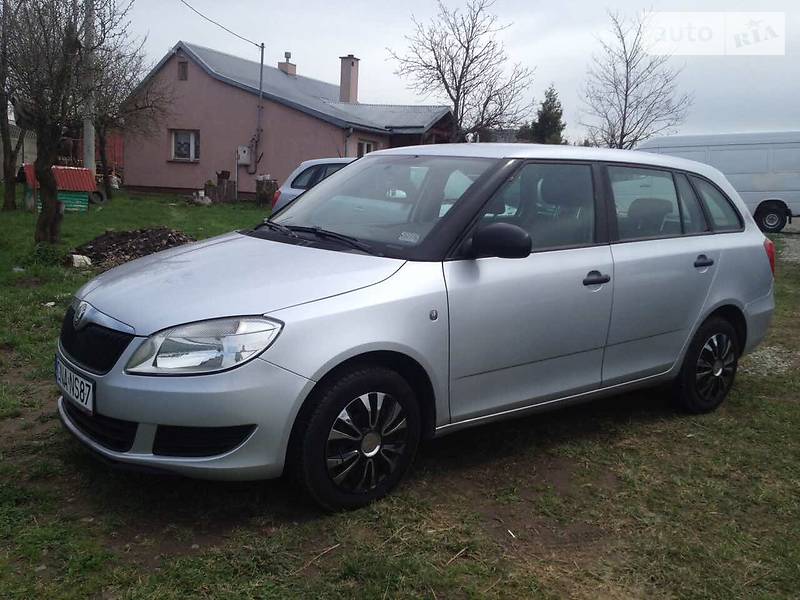 Универсал Skoda Fabia 2010 в Львове