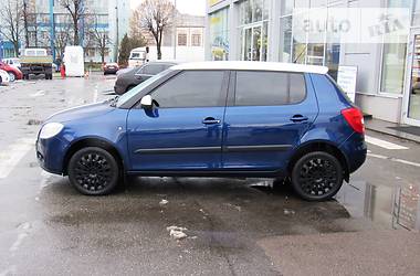 Хэтчбек Skoda Fabia 2009 в Киеве