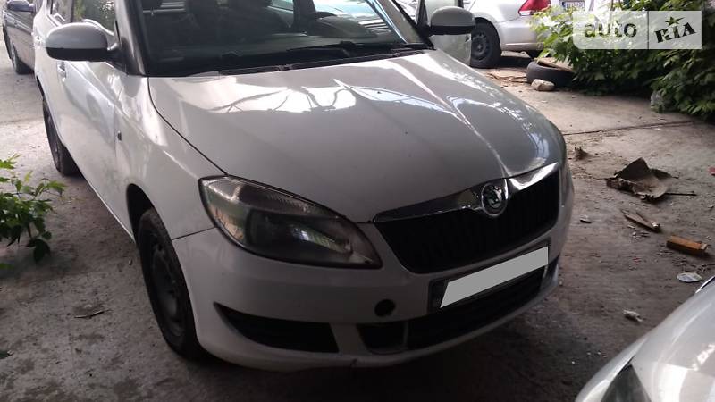 Хэтчбек Skoda Fabia 2012 в Киеве