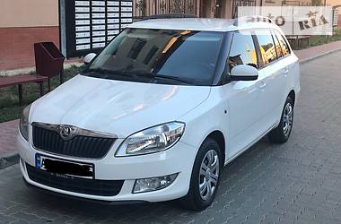 Универсал Skoda Fabia 2013 в Ужгороде