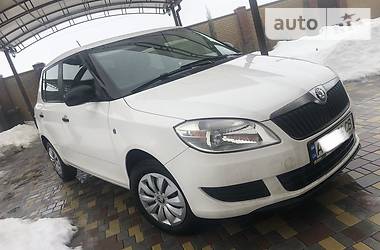 Хэтчбек Skoda Fabia 2012 в Днепре