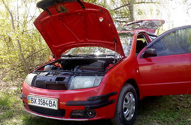 Хетчбек Skoda Fabia 2004 в 