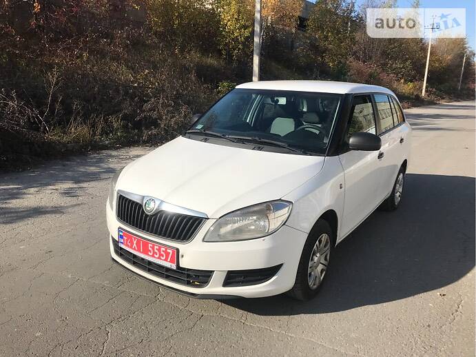 Универсал Skoda Fabia 2011 в Луцке