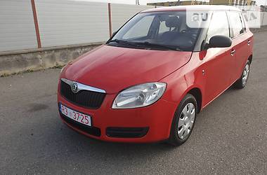 Хэтчбек Skoda Fabia 2009 в Виннице