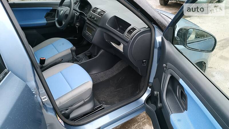 Хетчбек Skoda Fabia 2008 в Нових Санжарах