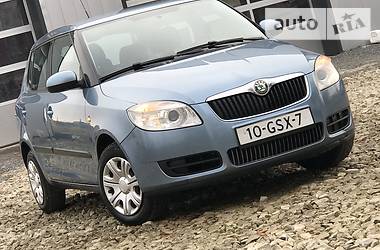 Хетчбек Skoda Fabia 2009 в Дрогобичі