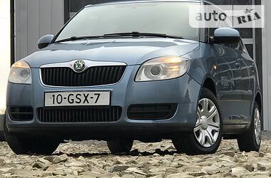 Хетчбек Skoda Fabia 2009 в Дрогобичі