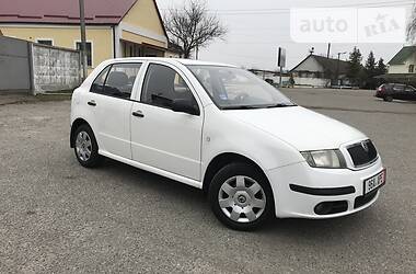 Хэтчбек Skoda Fabia 2004 в Киеве