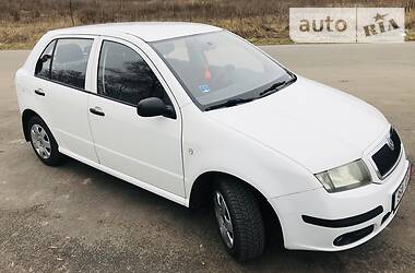 Хэтчбек Skoda Fabia 2004 в Киеве