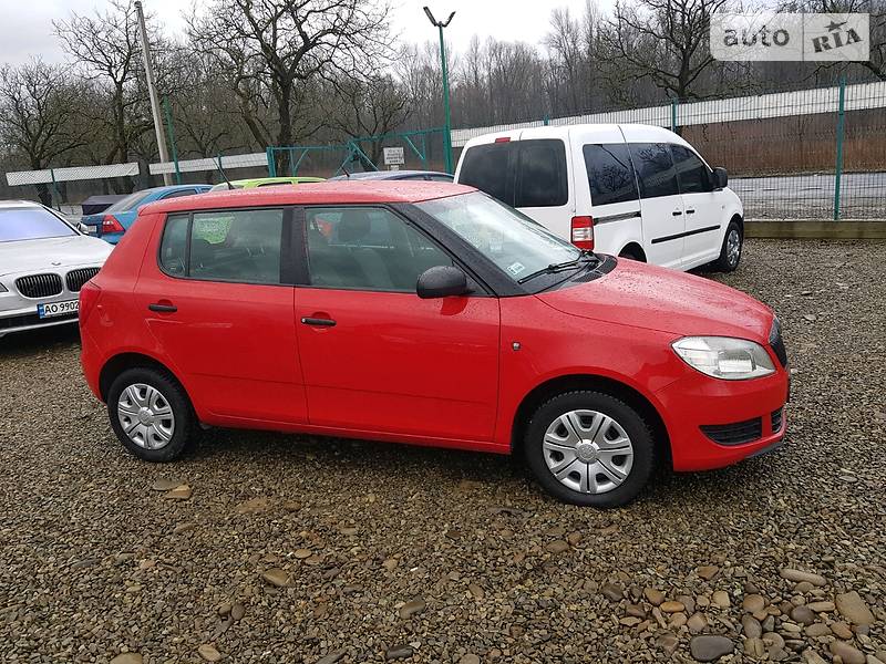 Хэтчбек Skoda Fabia 2010 в Тячеве