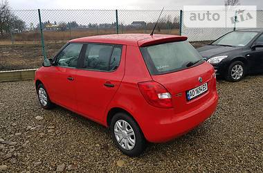 Хетчбек Skoda Fabia 2010 в 