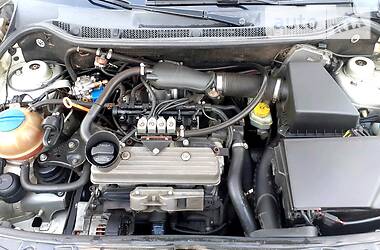 Седан Skoda Fabia 2001 в 