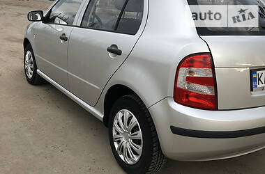 Хетчбек Skoda Fabia 2005 в 