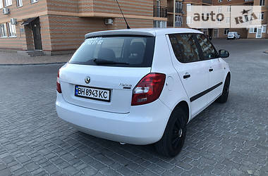 Хетчбек Skoda Fabia 2009 в 
