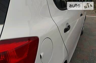 Хетчбек Skoda Fabia 2012 в 
