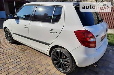 Хетчбек Skoda Fabia 2010 в 