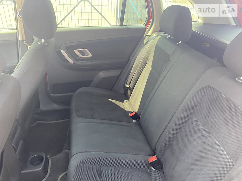 Універсал Skoda Fabia 2008 в Дніпрі фото 11 Універсал Skoda Fabia 2008 в Дніпрі