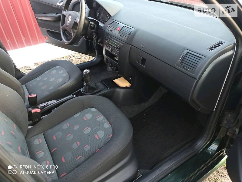 Універсал Skoda Fabia 2003 в Могилів-Подільському