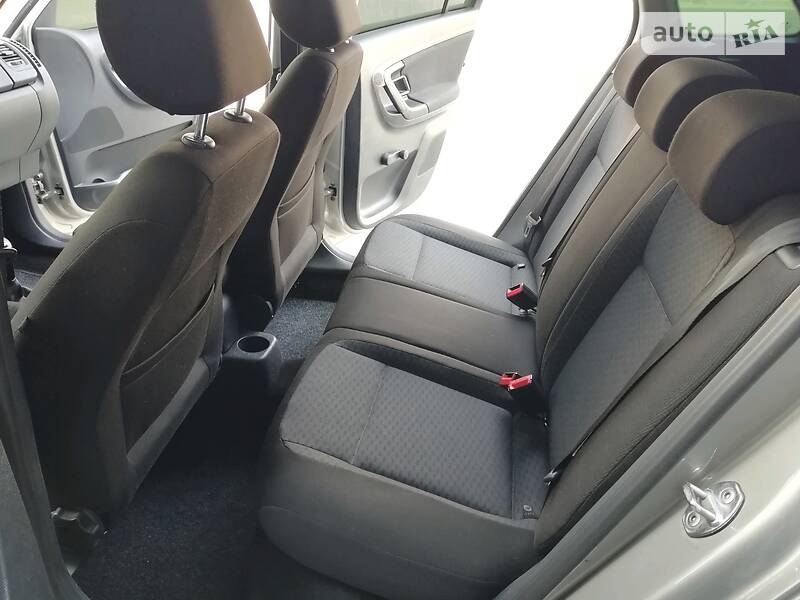 Універсал Skoda Fabia 2011 в Павлограді