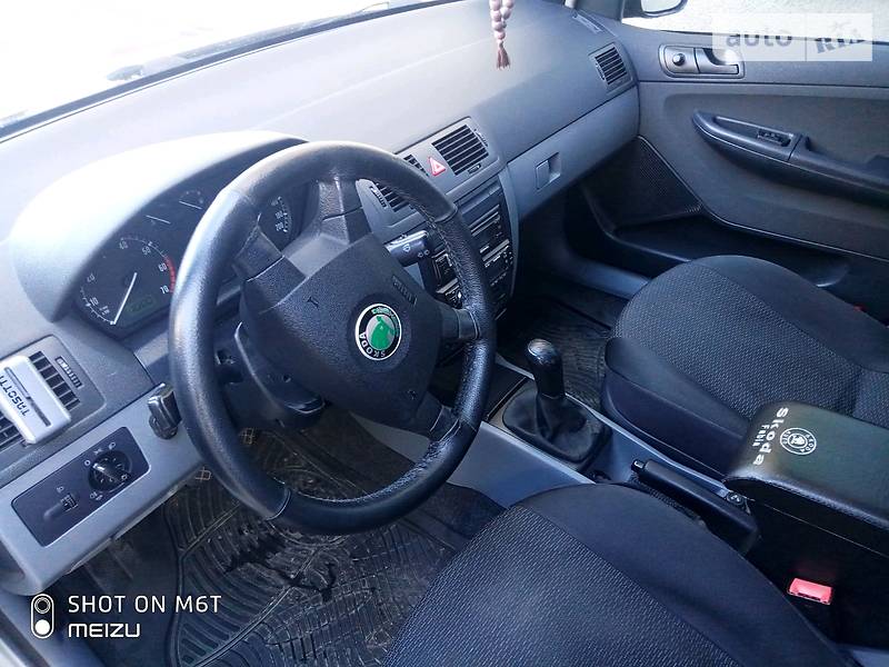 Універсал Skoda Fabia 2003 в Сумах