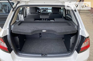 Хетчбек Skoda Fabia 2016 в 