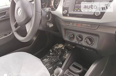 Хетчбек Skoda Fabia 2016 в 