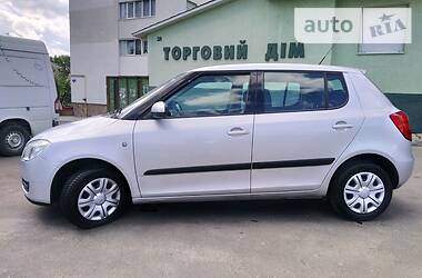 Хетчбек Skoda Fabia 2008 в 