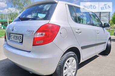 Хетчбек Skoda Fabia 2008 в 