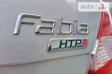Хетчбек Skoda Fabia 2008 в 