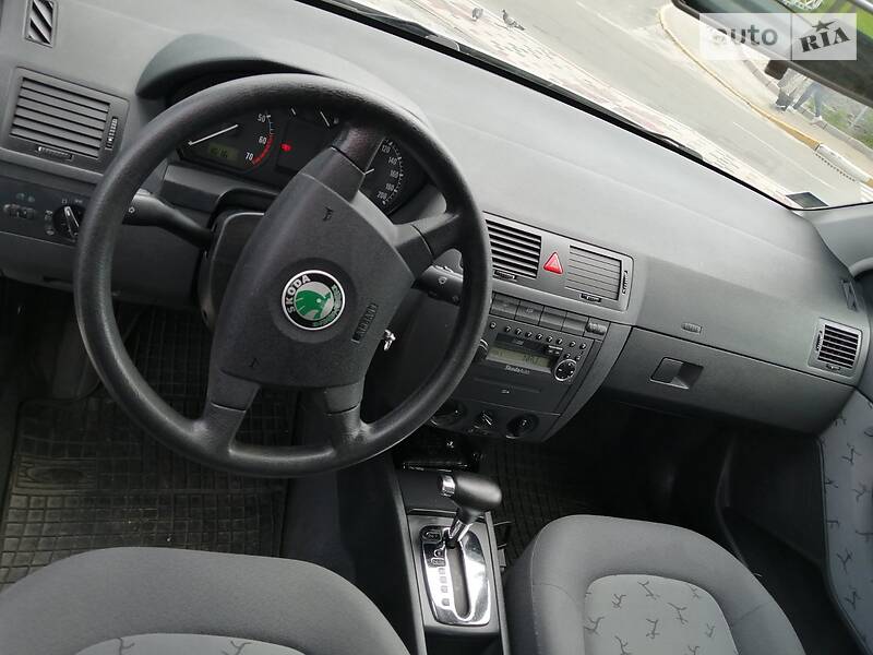 Седан Skoda Fabia 2002 в Києві фото 12 Седан Skoda Fabia 2002 в Києві