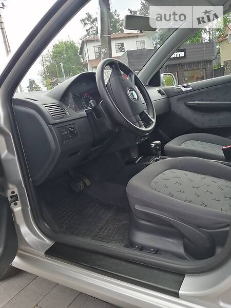 Седан Skoda Fabia 2002 в Києві фото 19 Седан Skoda Fabia 2002 в Києві