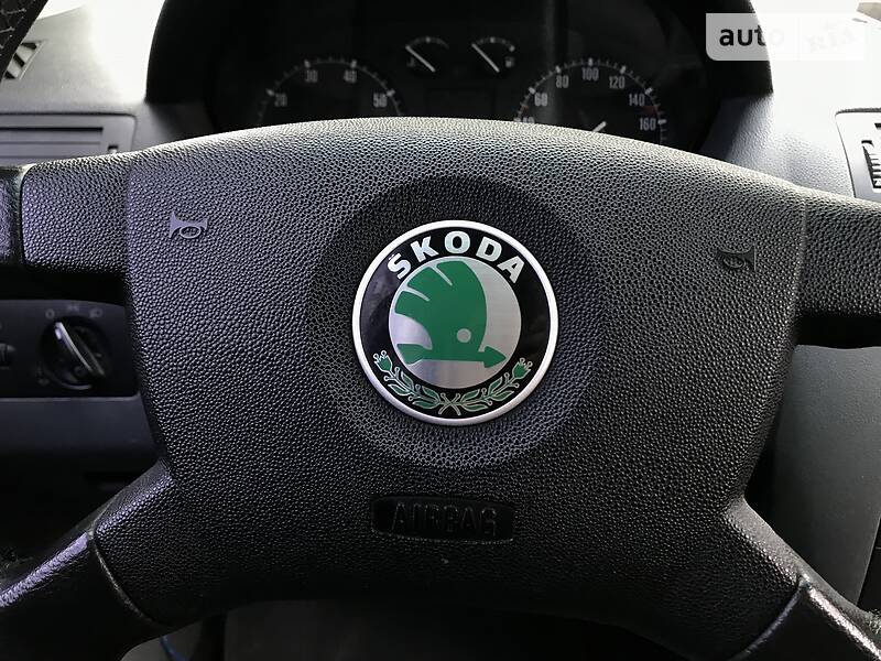 Універсал Skoda Fabia 2002 в Дніпрі
