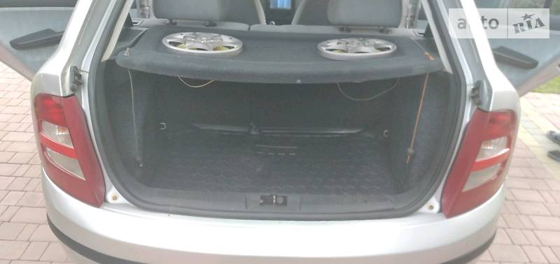 Хэтчбек Skoda Fabia 2002 в Тячеве
