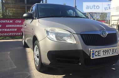 Хетчбек Skoda Fabia 2009 в 