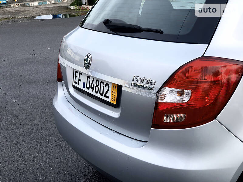 Хетчбек Skoda Fabia 2008 в Старокостянтинові