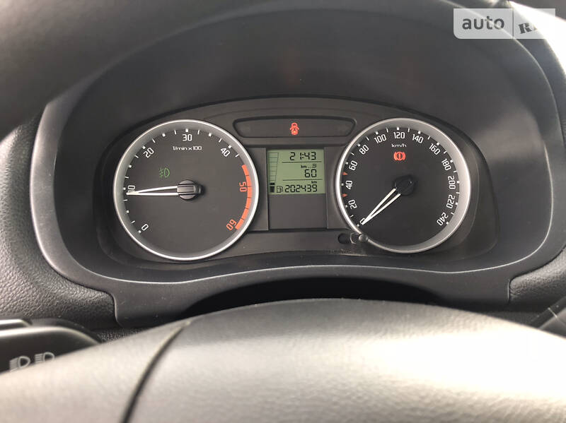 Хетчбек Skoda Fabia 2008 в Старокостянтинові