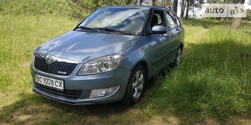 Універсал Skoda Fabia 2011 в Сокалі