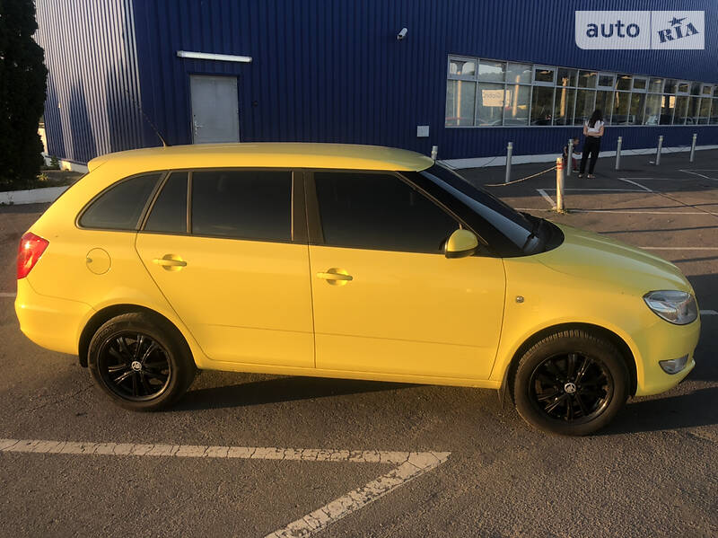 Універсал Skoda Fabia 2013 в Полтаві