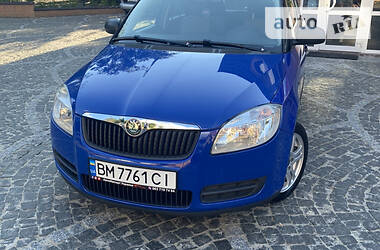 Універсал Skoda Fabia 2010 в Сумах