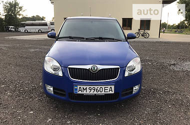 Хетчбек Skoda Fabia 2009 в 