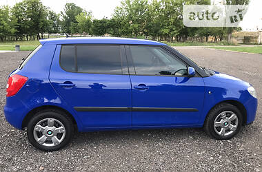 Хетчбек Skoda Fabia 2009 в 